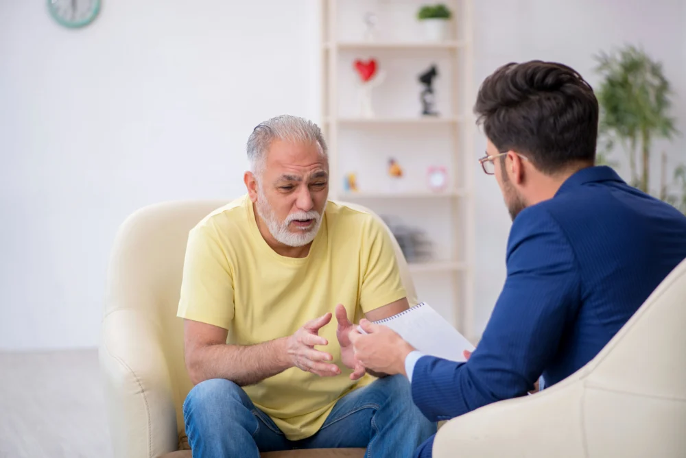 meth-addiction-treatment-centers-florida elderly man attending meth addiction treatment in Jacksonville, FL