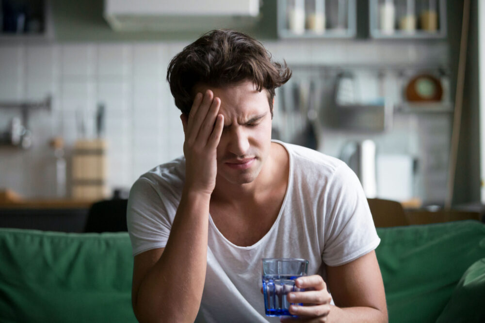 can you detox from alcohol at home